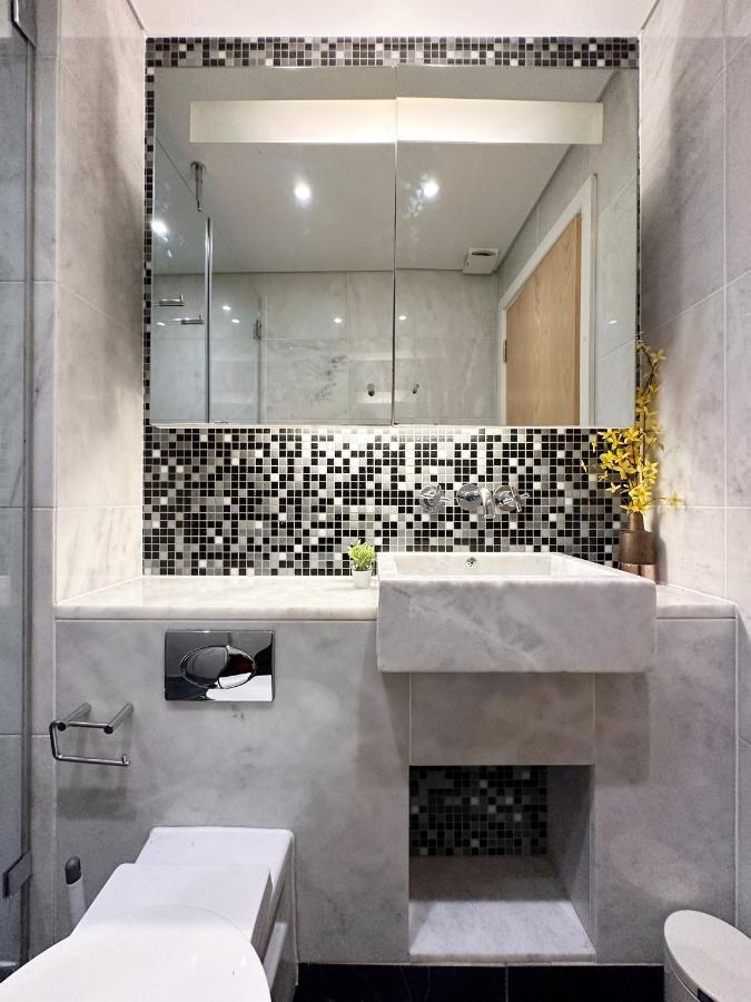 لندن Stylish Apartment In Canary Wharf المظهر الخارجي الصورة